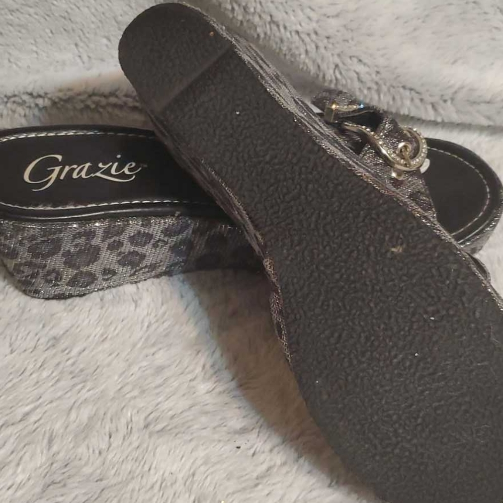Metallic Leopard Wedges - Picture 3 of 3
